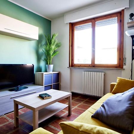 Casa Zoe Apartment Free Parking,Self Check In & Free Wi Fi Parma Eksteriør bilde