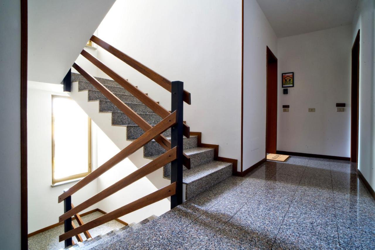 Casa Zoe Apartment Free Parking,Self Check In & Free Wi Fi Parma Eksteriør bilde