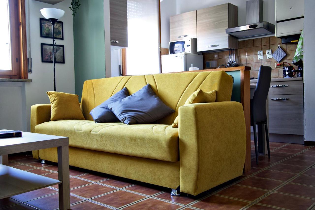 Casa Zoe Apartment Free Parking,Self Check In & Free Wi Fi Parma Eksteriør bilde