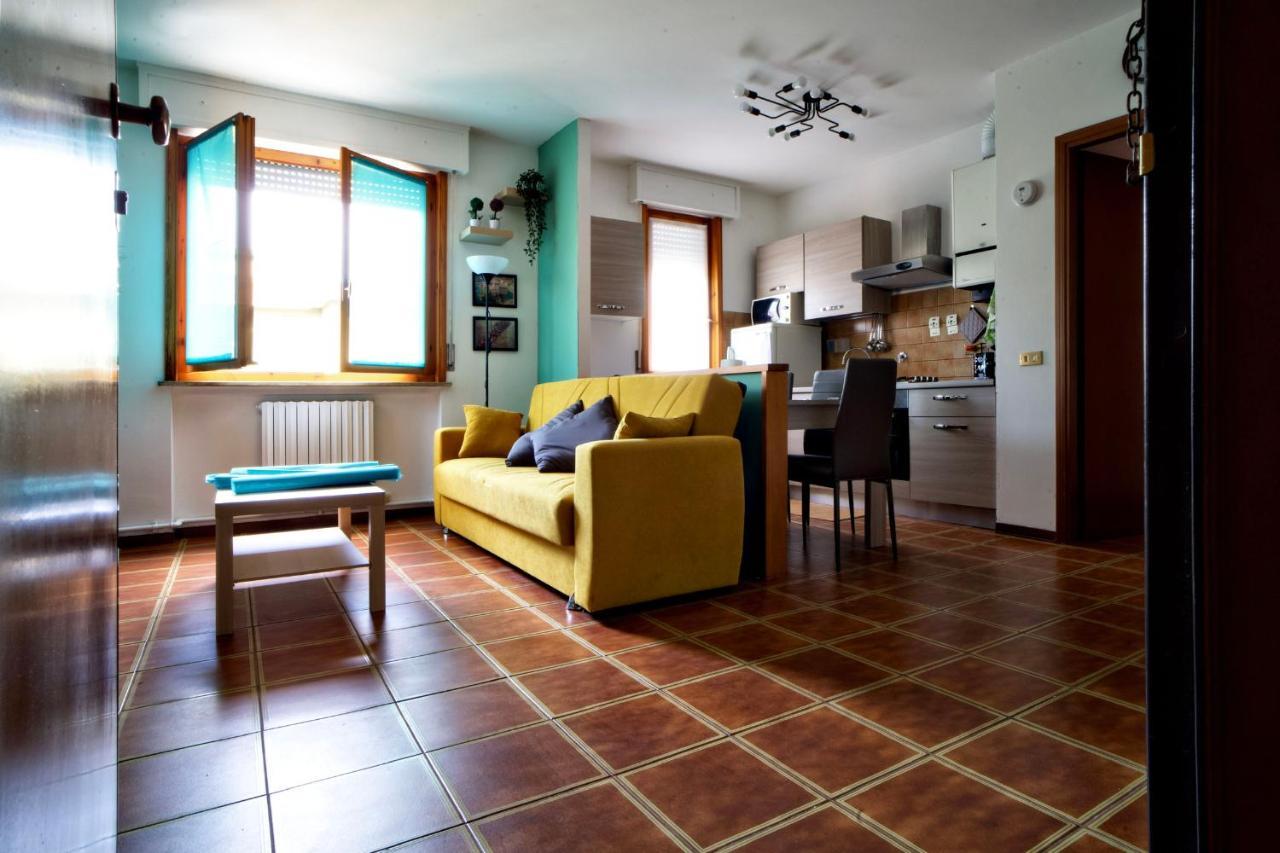 Casa Zoe Apartment Free Parking,Self Check In & Free Wi Fi Parma Eksteriør bilde